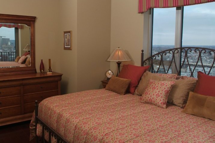 Modern Marvels 3rd Floor Waterfront Drive Penthouse, London (updated ...